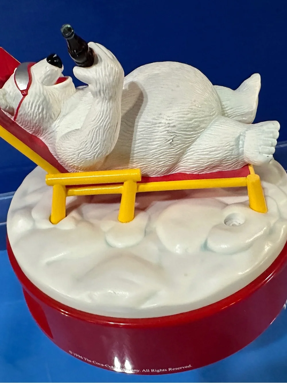 Coca-Cola Polar Bear Vintage 1996 Alarm Clock Lounging in Chair w/Coke Bottle